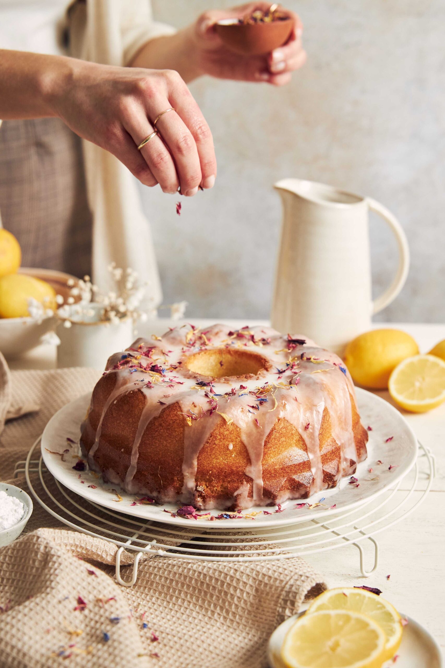 Lemon syrup cake